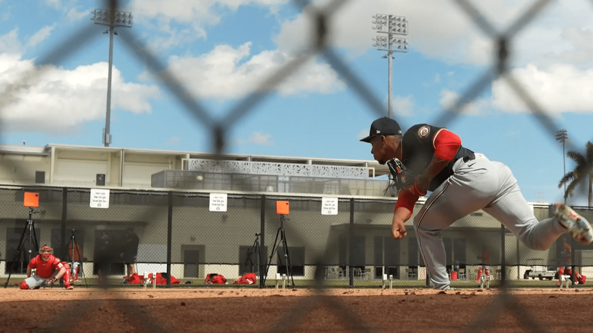 Josiah Gray throwing a bullpen