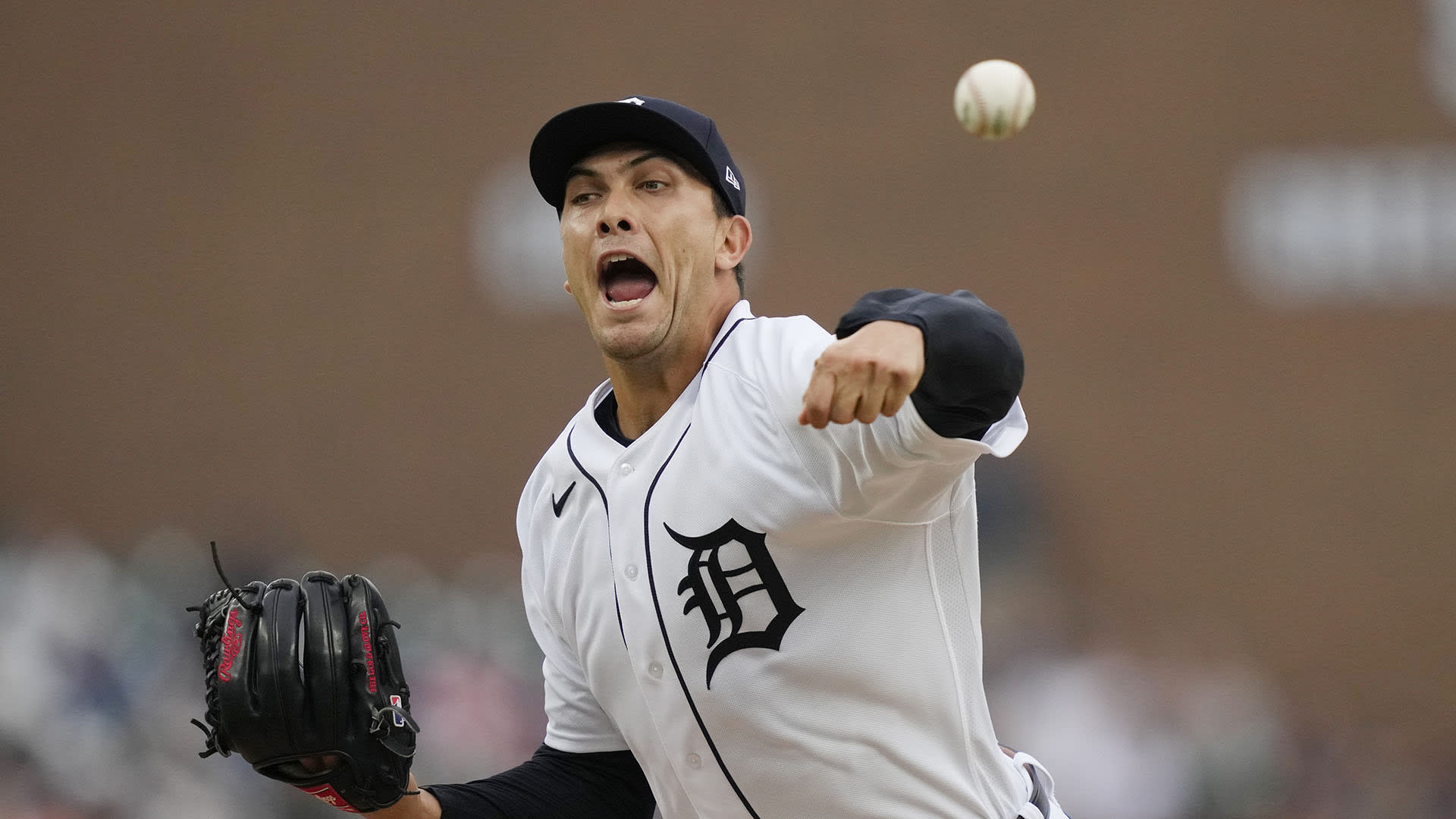 Andrew Vasquez delivers a pitch