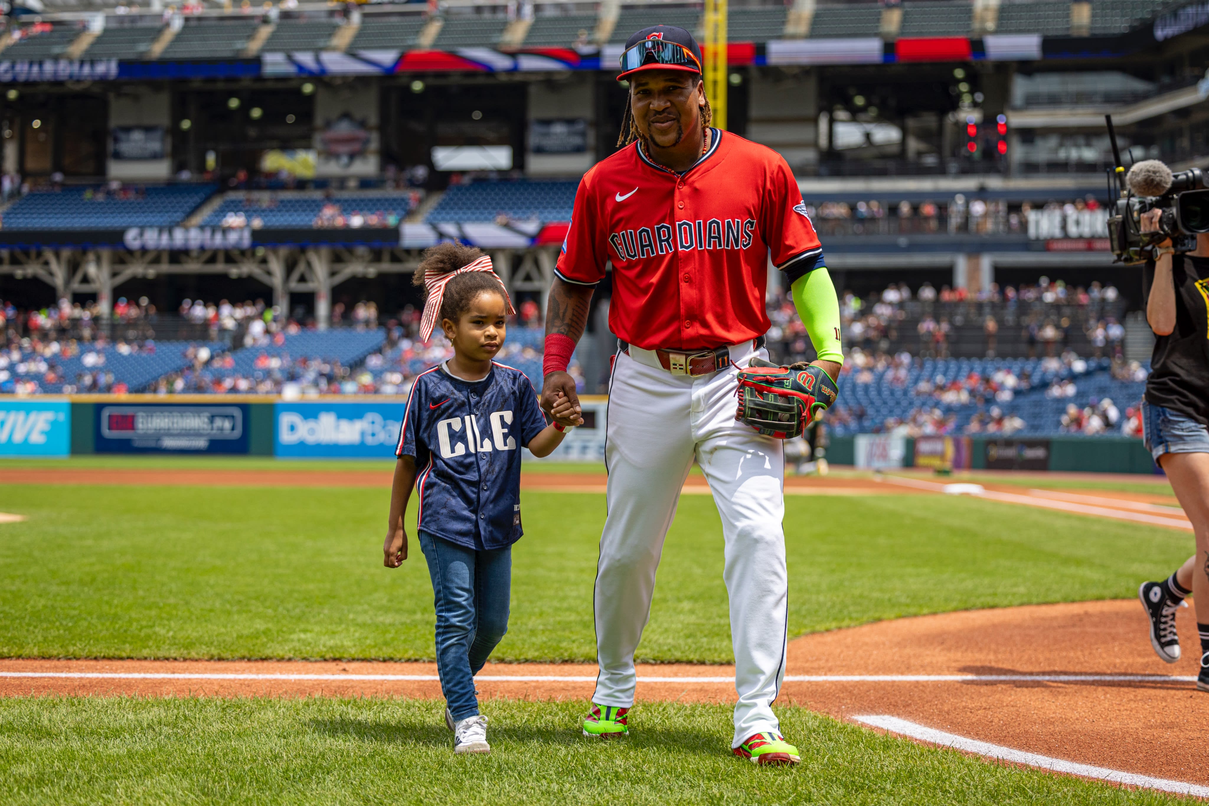 José Ramírez and his daughter Isabella