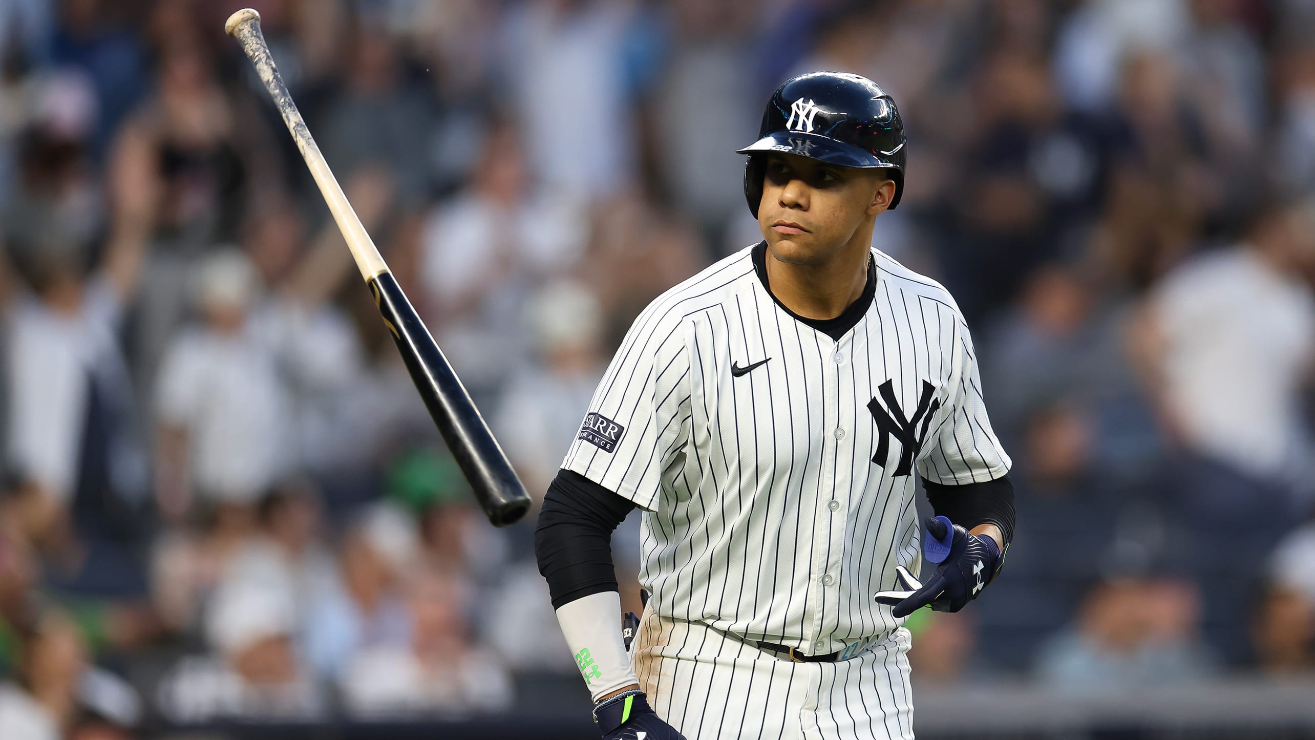 Juan Soto flips his bat