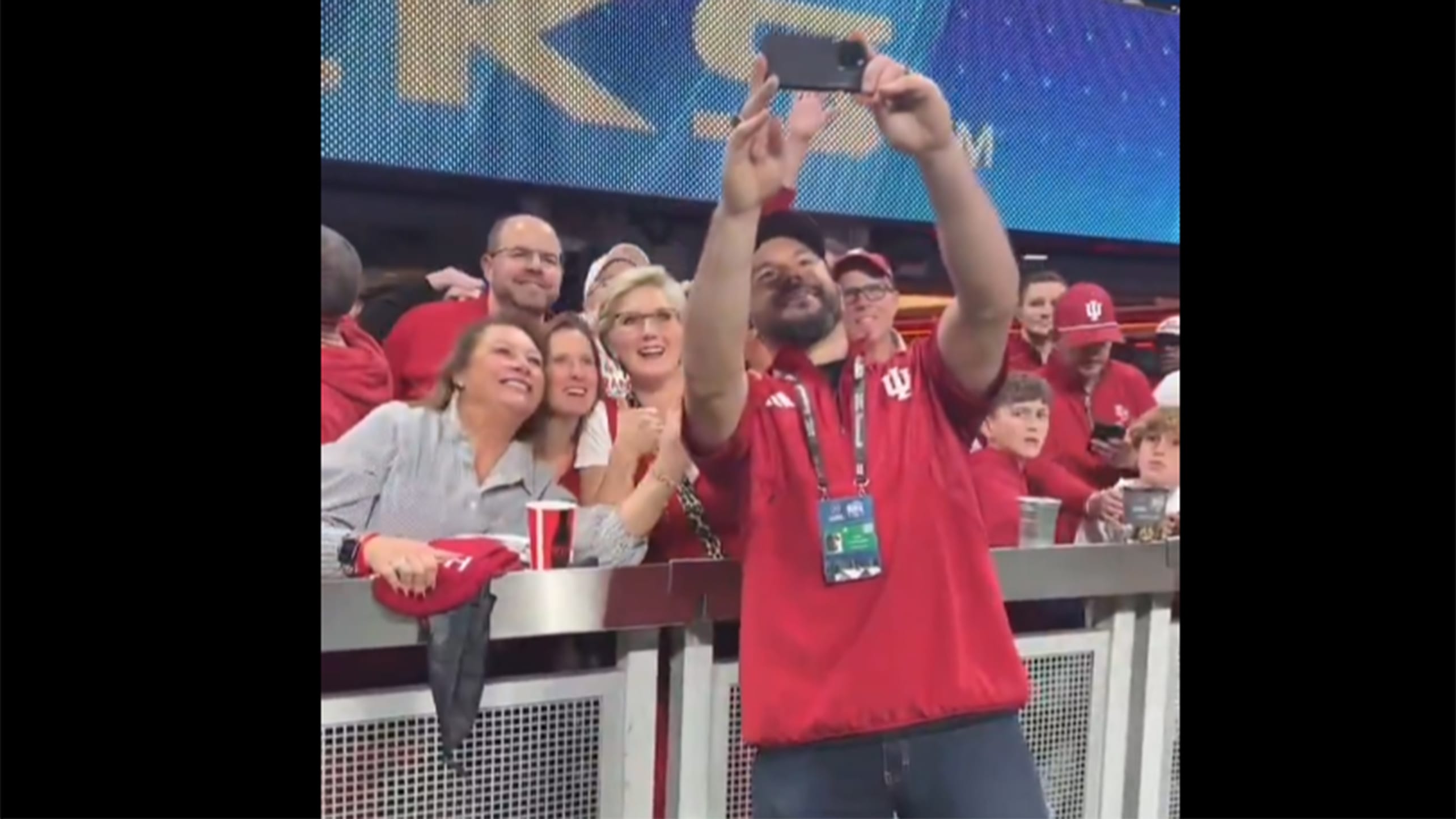 Kyle Schwarber takes a selfie with Indiana fans