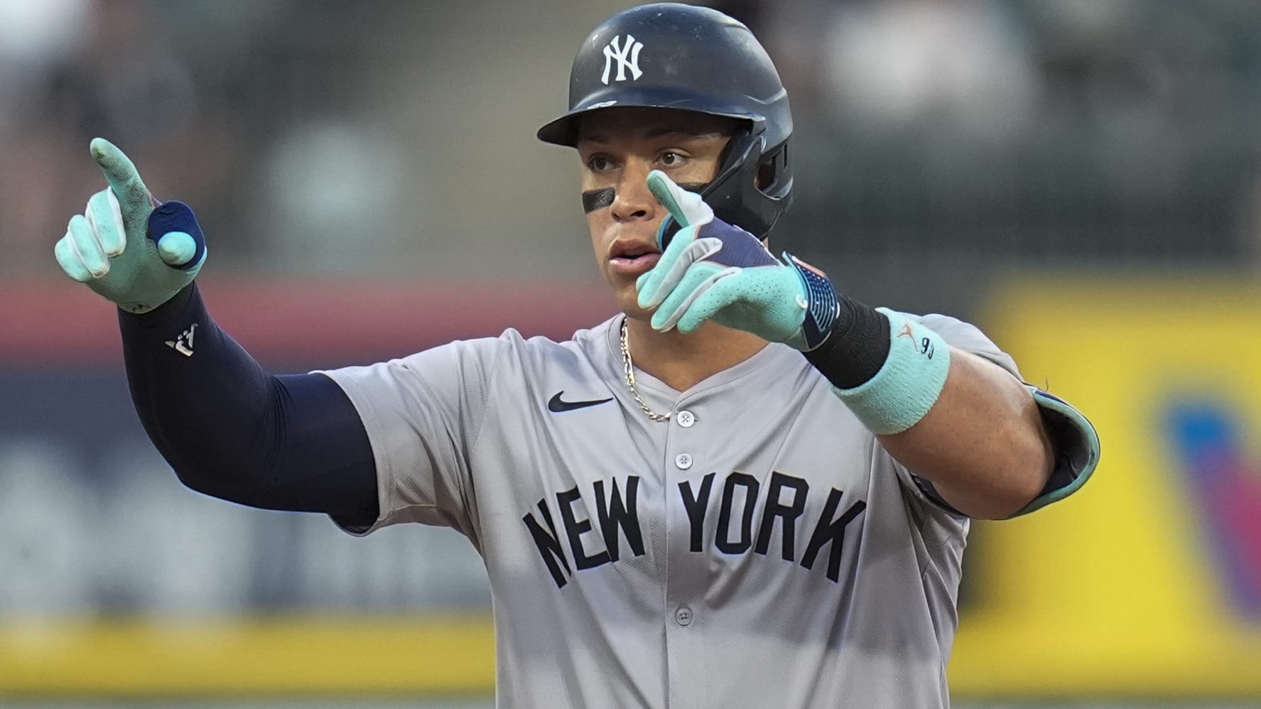 Aaron Judge points to the dugout