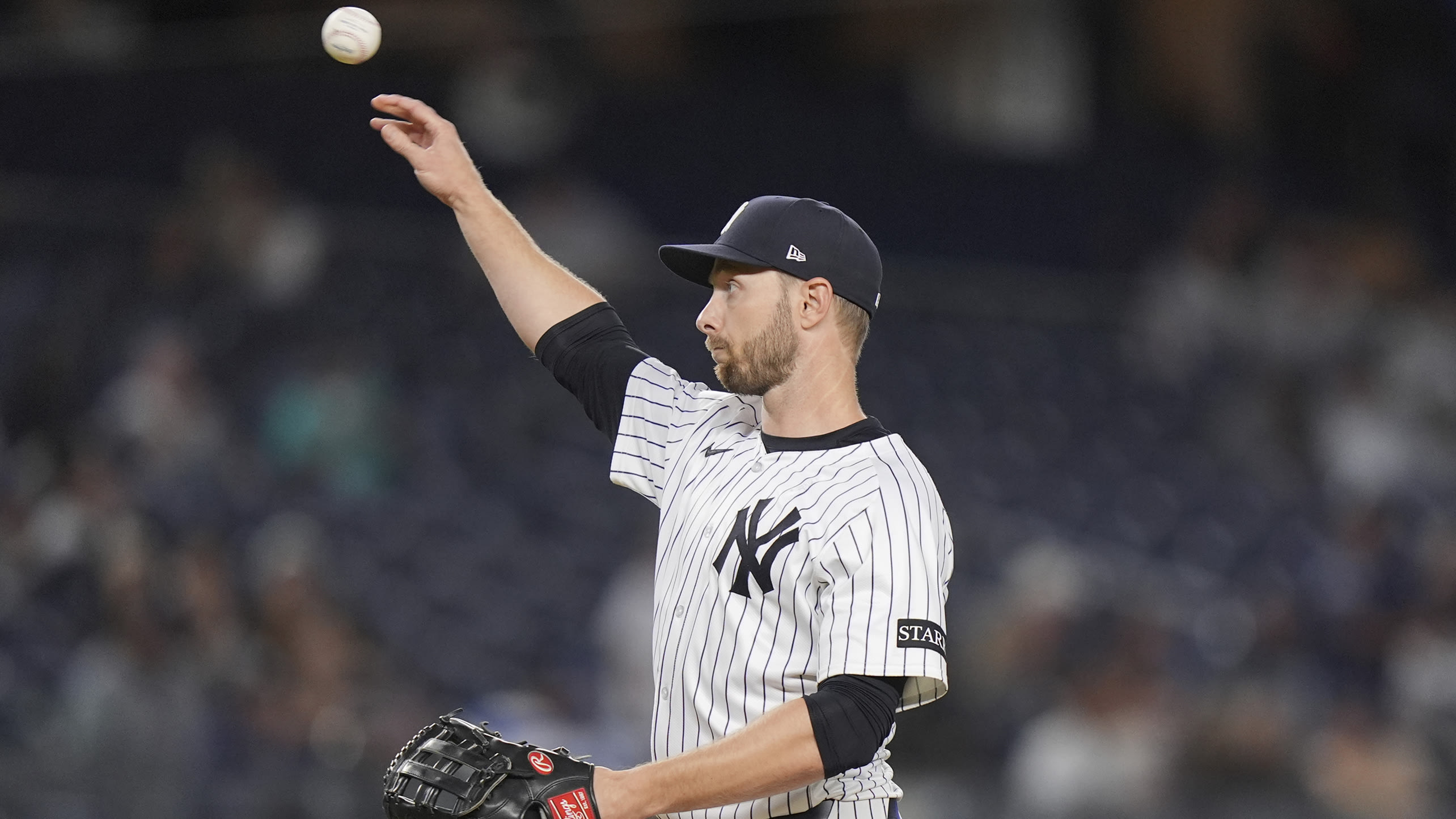 Austin Slater throwing