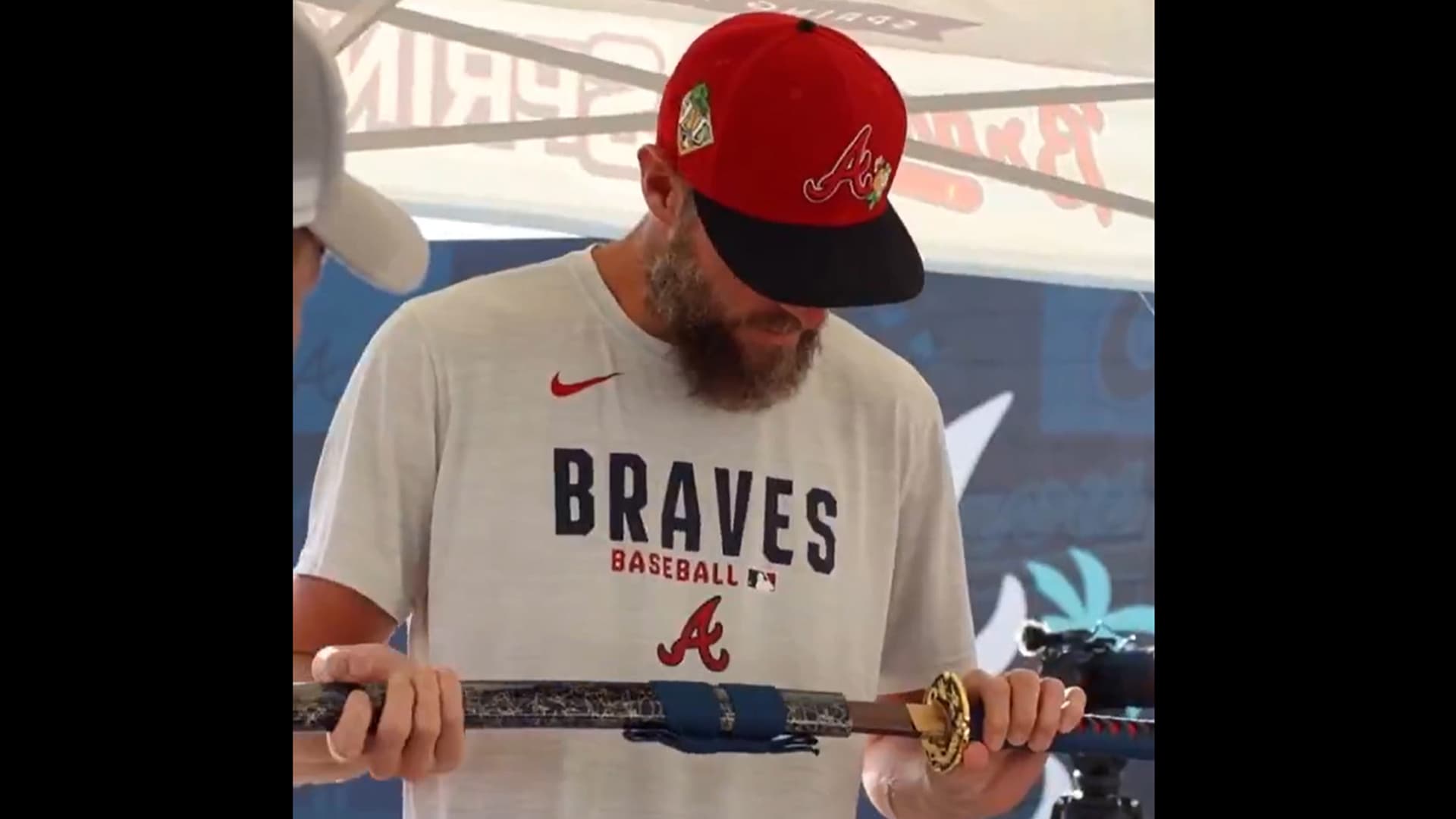 Chris Sale examines his new sword