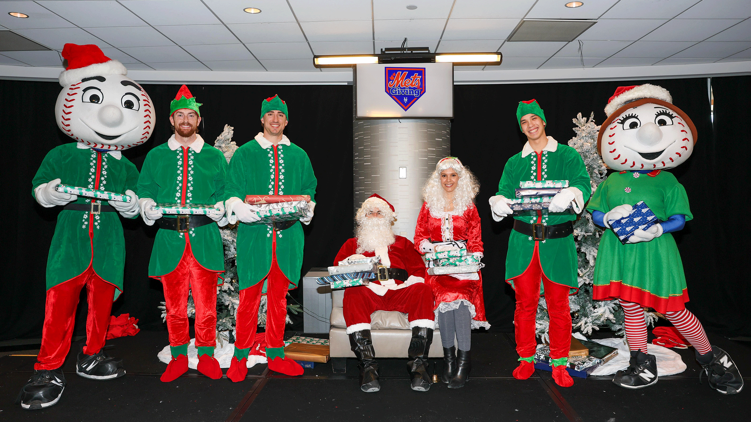 Mets annual holiday party