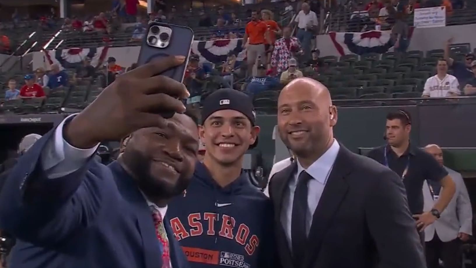 David Ortiz takes a selfie with Mauricio Dubón and Derek Jeter