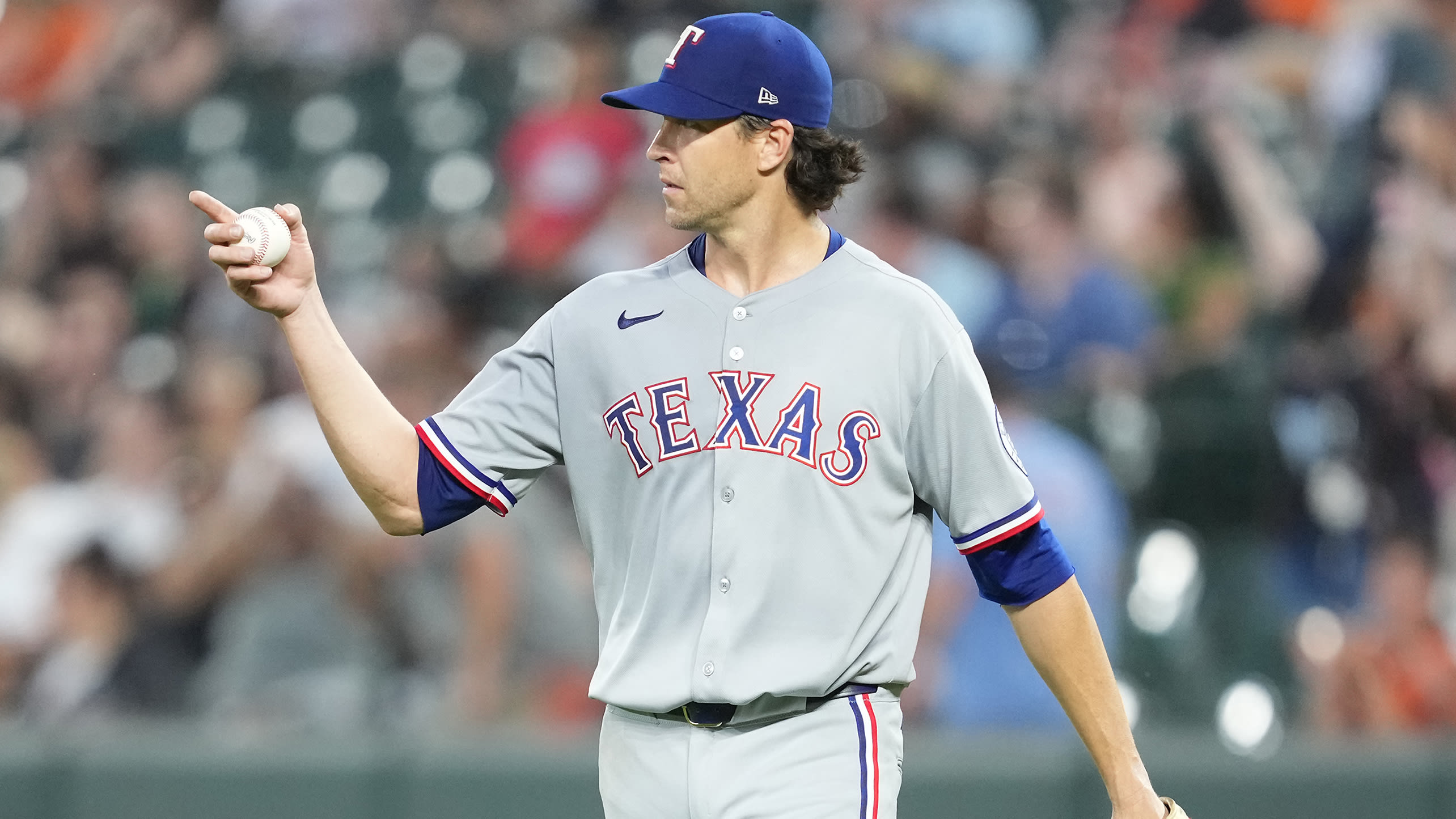 Jacob deGrom points after allowing his first hit of the game