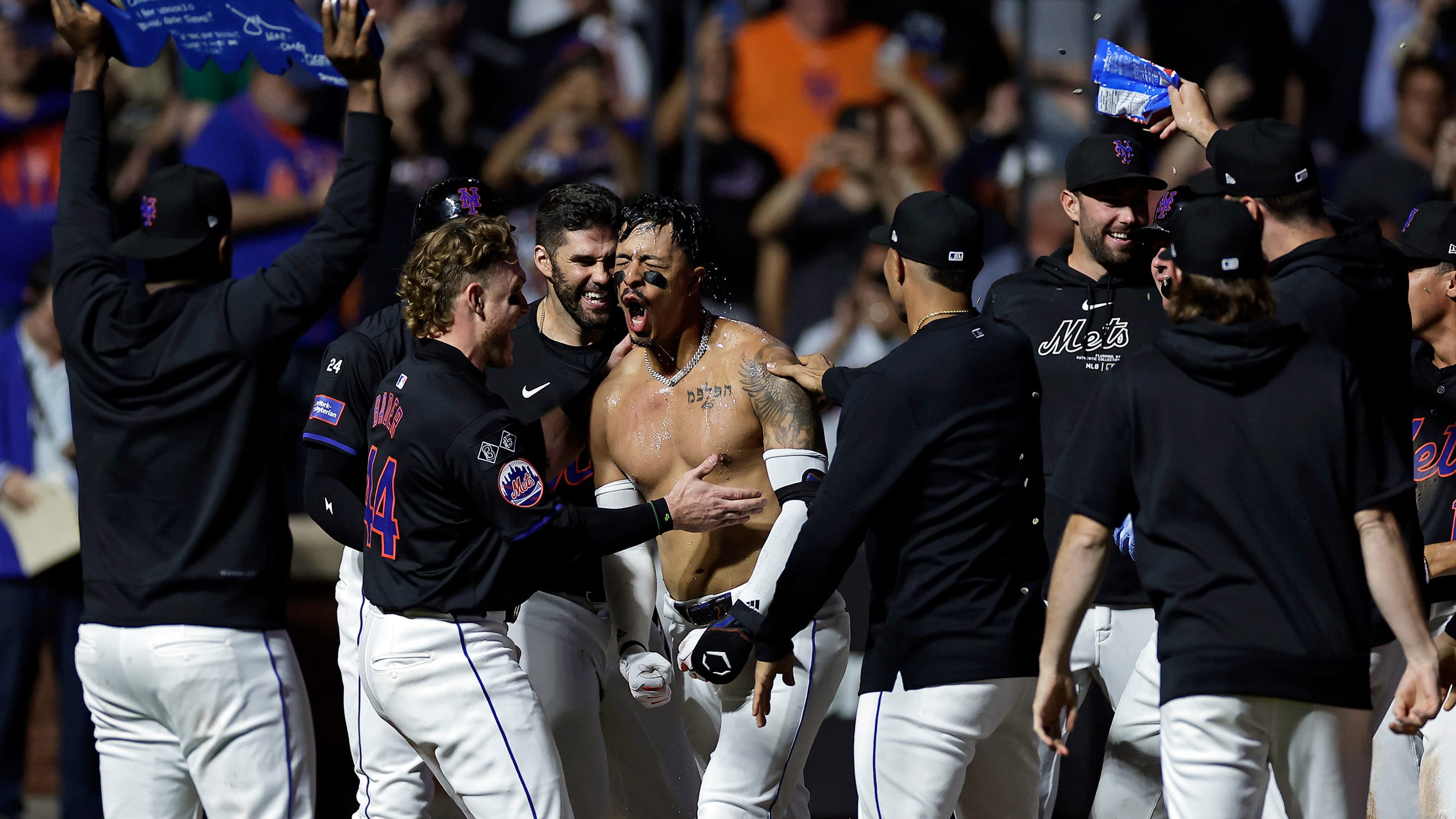 Mark Vientos had his jersey ripped off after hitting a walk-off home run for the Mets