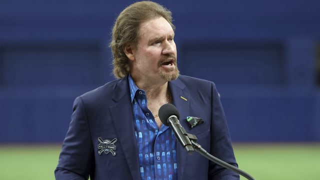 Wade Boggs durante una ceremonia de entronización al Salón de la Fama de Béisbol en Cooperstown.