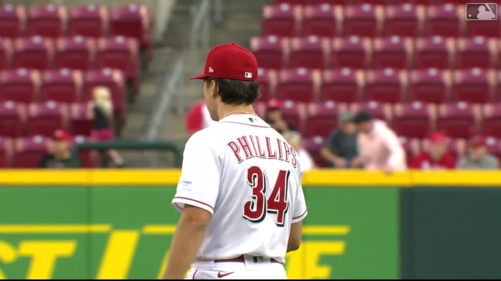 Phillips gets first major league win and Benson has 3 RBIs to lead Reds  over Twins 7-3