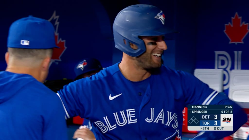 Blue Jays get convincing win in long-awaited home opener