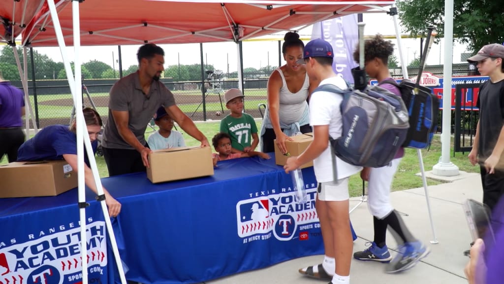 Marcus Semien's Food Donation at Youth Academy