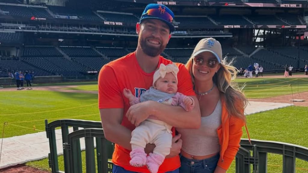 Brandon and Chelsea Nimmo welcomed Tatum last November. (Credit: Brandon Nimmo on Instagram)