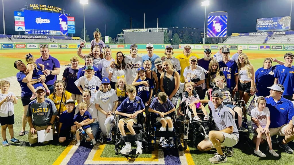 Nearly 100 fans honored Dylan Crews for his generosity.