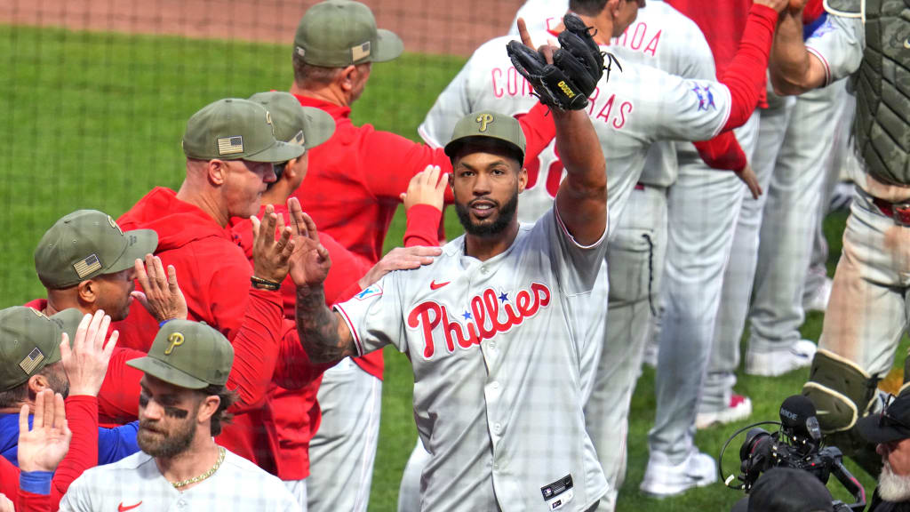 Sánchez lanza joya de juego completo