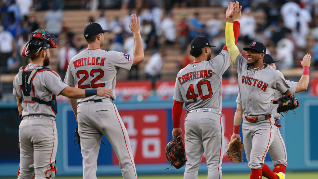 Winners of 15 of last 16 road games, Sox flying high