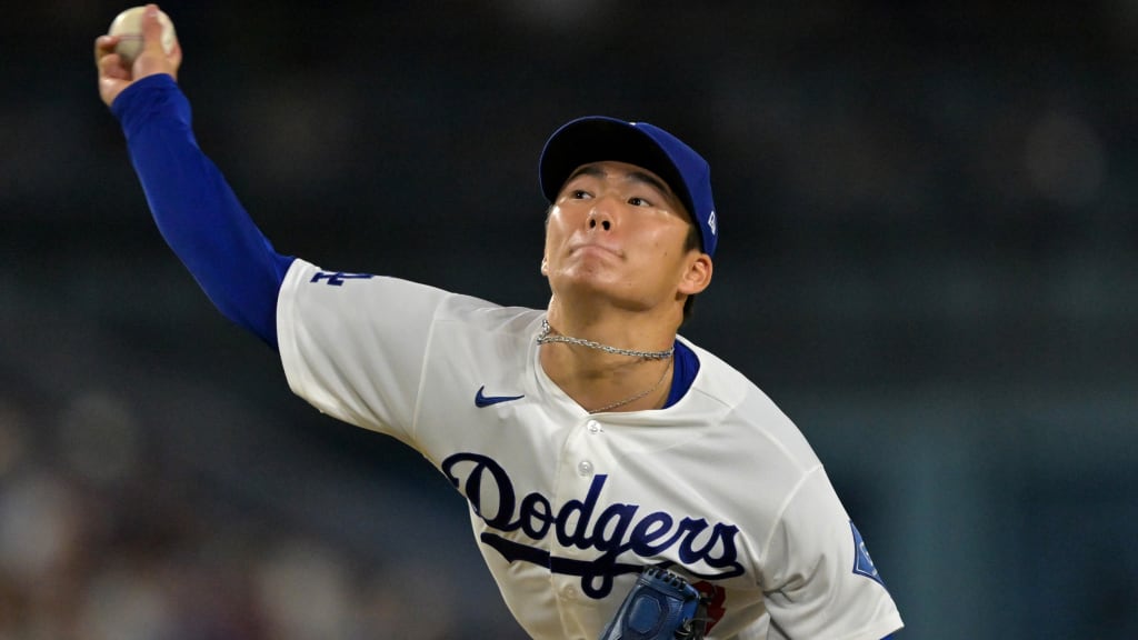 LIVE: Yamamoto's bid for no-hitter vs. Cards ends in sixth