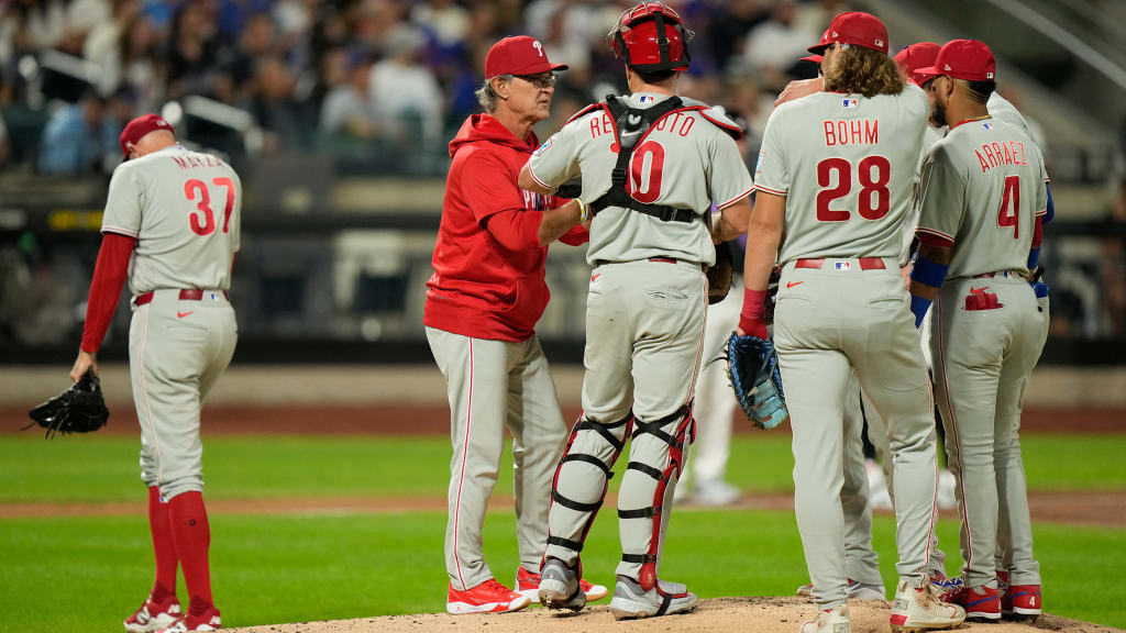 Phillies' eyes on bullpen puzzle in final week