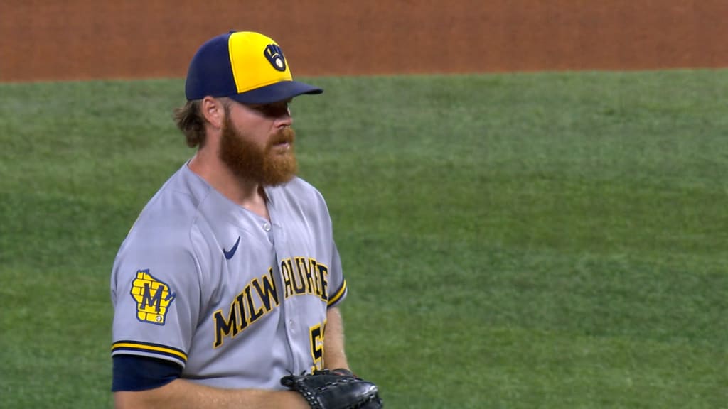 Woodruff's shoulder injury leaves Brewers down a starter against