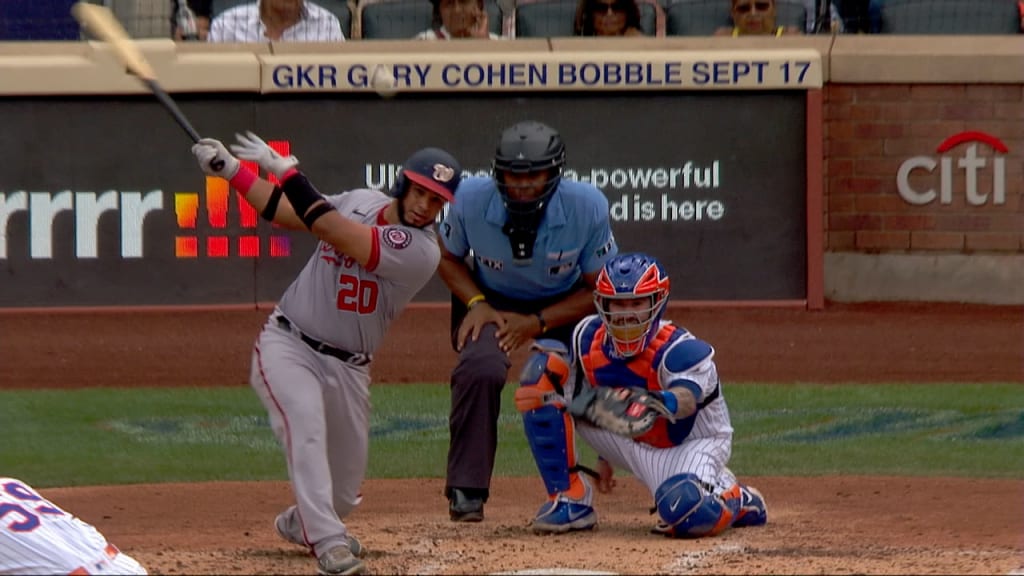 Hernandez hits his first Major League homer 