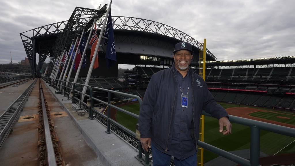 Vance Akres is nearing his 24th anniversary as the Mariners' lead roof operator. (Credit: Ben VanHouten)
