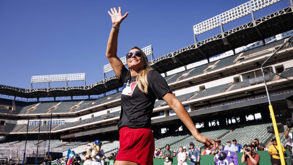 Softball legend Jennie Finch waves to fans.