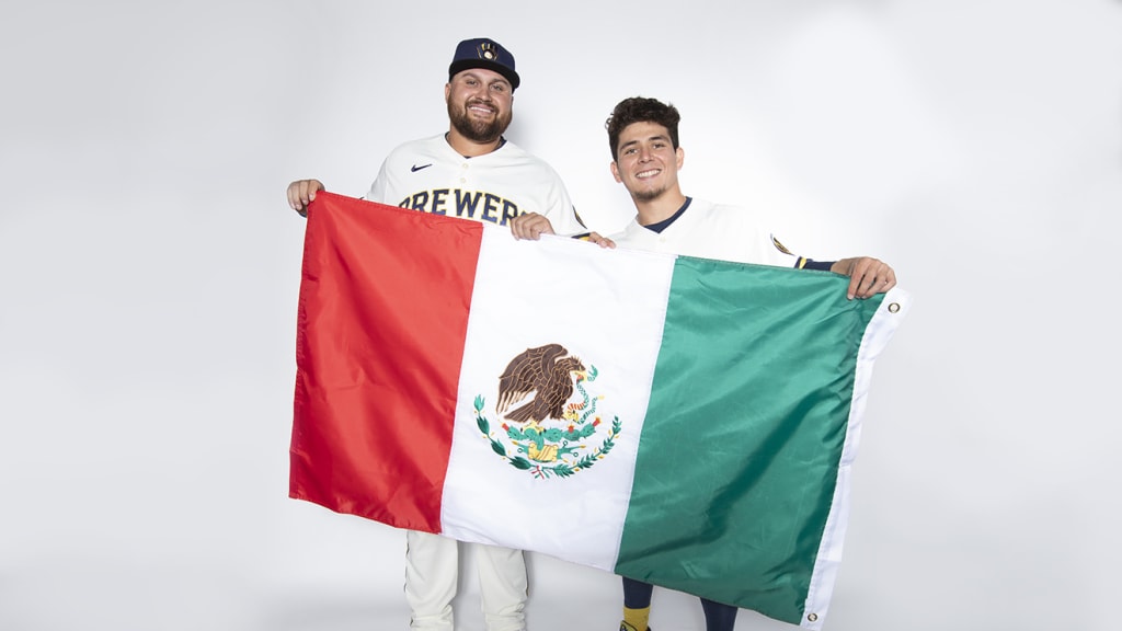 Rowdy Tellez touts Team Mexico's youth in World Baseball Classic