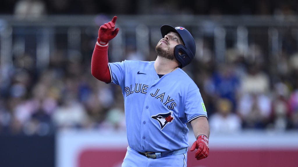 Blue Jays open series vs. Padres with third straight win