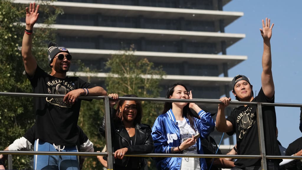 大谷翔平＆山本由伸、WS連覇のパレード参加