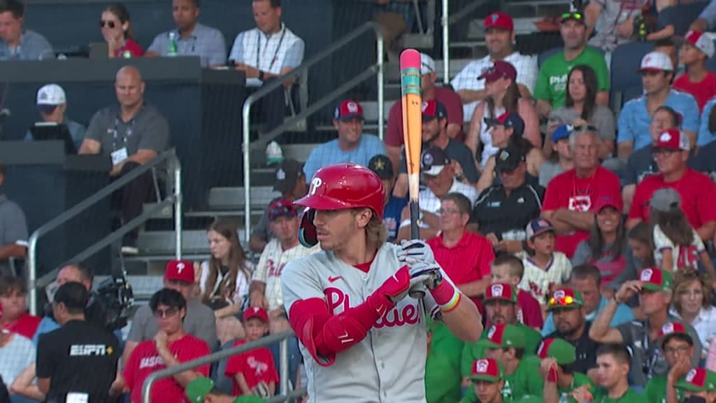 Bryce Harper uses Phillie Phanatic-themed bat at 2023 MLB Little