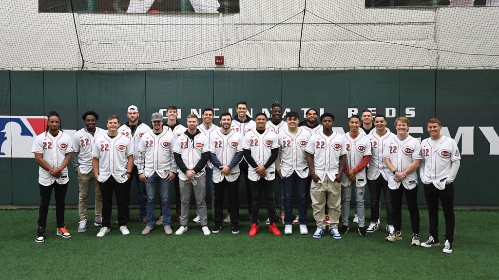 Prospects give back in 3 big ways before Redsfest Impact