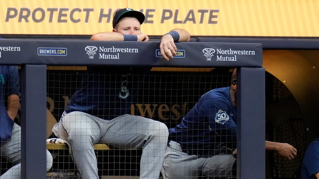 'Flush it': Mariners look ahead after rough night in Milwaukee