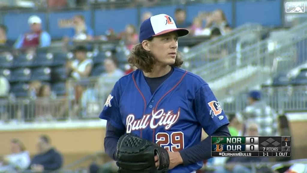 Tyler Glasnow plays chess in New York City