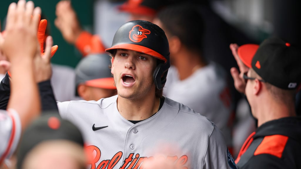 Offense starting to make noise as O's take series in KC