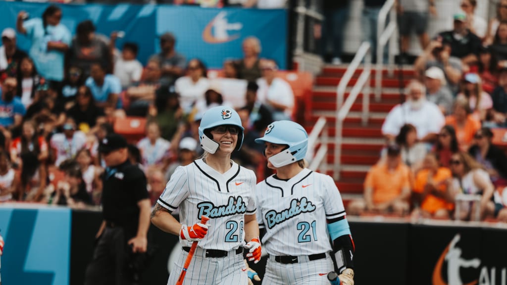 Erin Coffel's go-ahead two-run triple