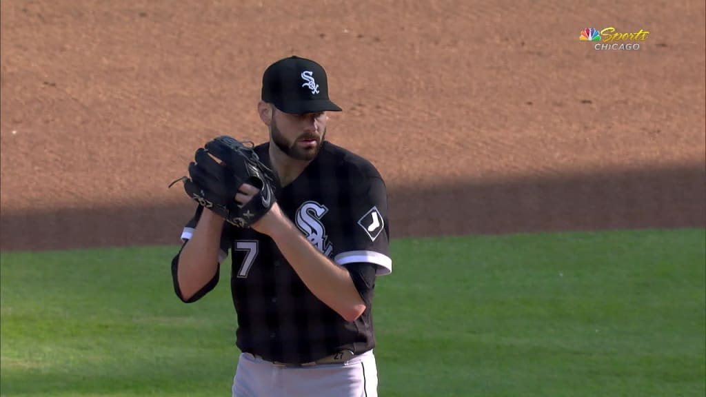 Giolito, White Sox fall apart in 7-2 loss to Tigers