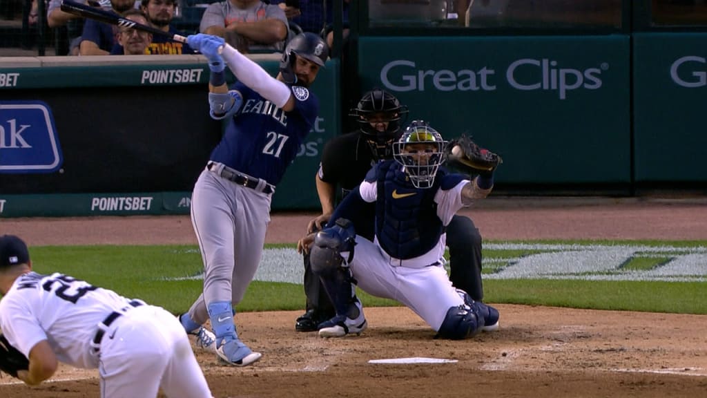 Matt Manning fans Jesse Winker