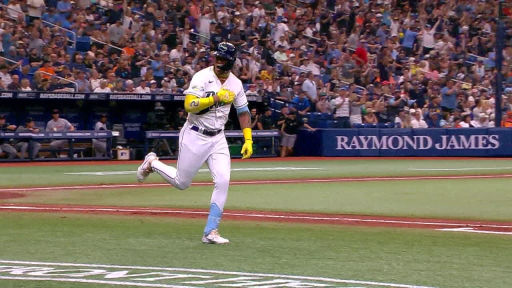 Tampa Bay Rays Ace Shares How He's Helping Randy Arozarena at MLB Home Run  Derby - Fastball