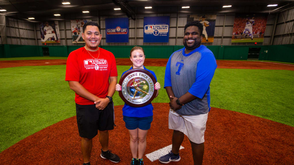 It truly is a blessing:' Rangers bringing youth baseball back to West  Dallas with opening of RBI Academy