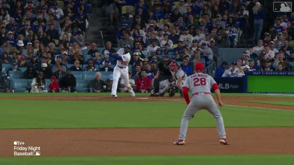 R.A. Dickey and wife wait for baseball to finally return the love 