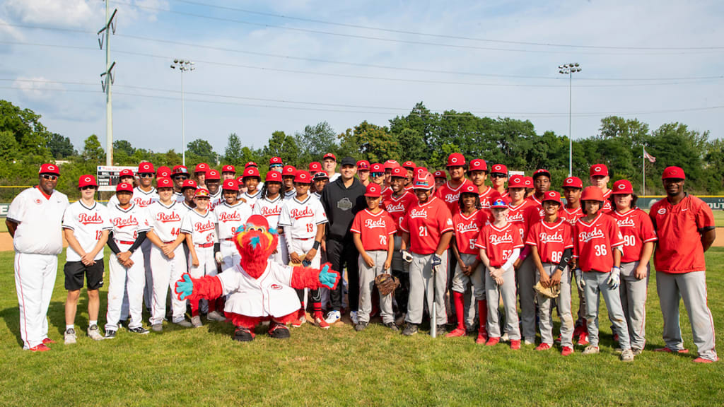 Joey Votto and mascot Gapper made a special visit to the P&G MLB Reds Youth Academy.
