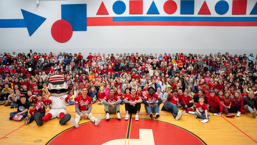 Reds Caravan stop at Portsmouth Elementary