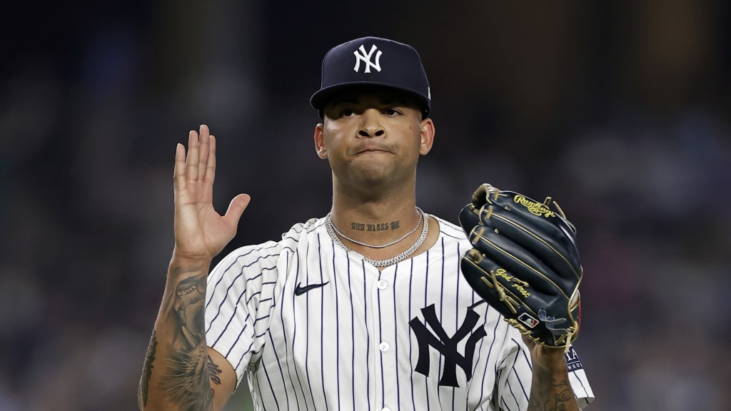 Yankees' Luis Gil impresses in must-see fashion