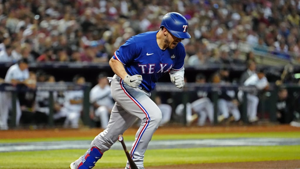 World Series Game 5 highlights, trophy ceremony: Rangers win first title in  team history