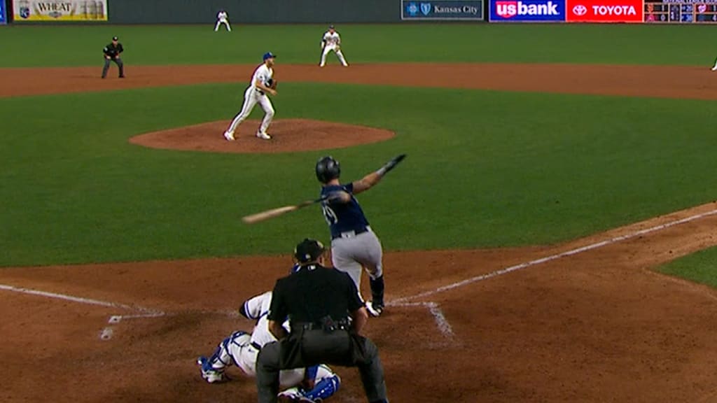 MLB Network on X: The Big Dumper with a BIG shot 🤯 Cal Raleigh goes  liftoff to right field as the @Mariners take a 2-0 lead! @Casamigos