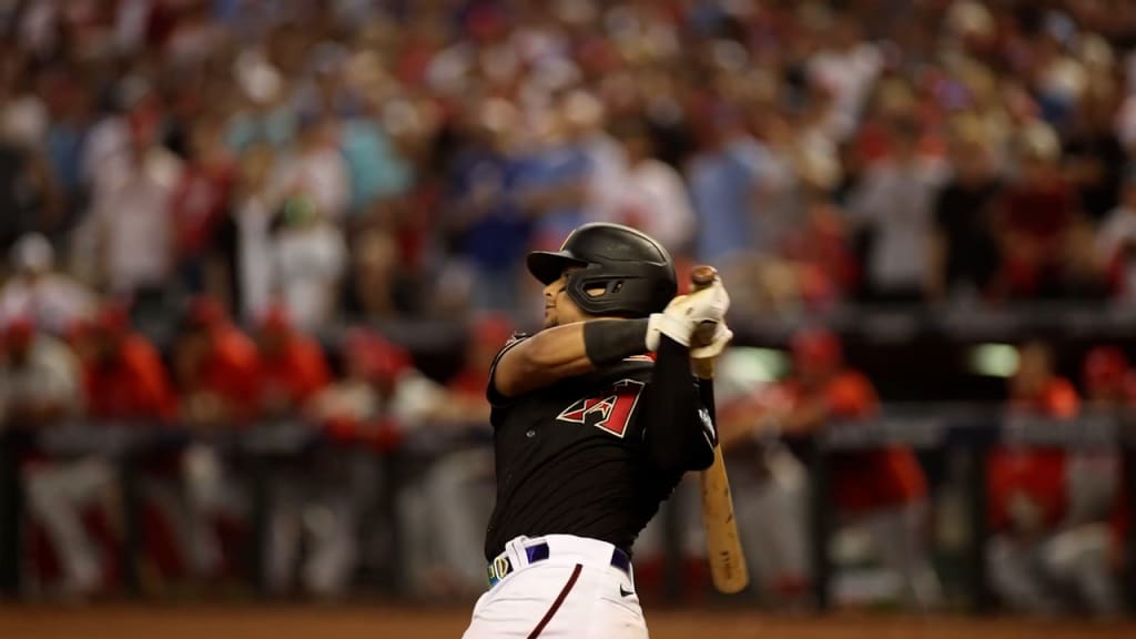 Thomas, Moreno lead comeback