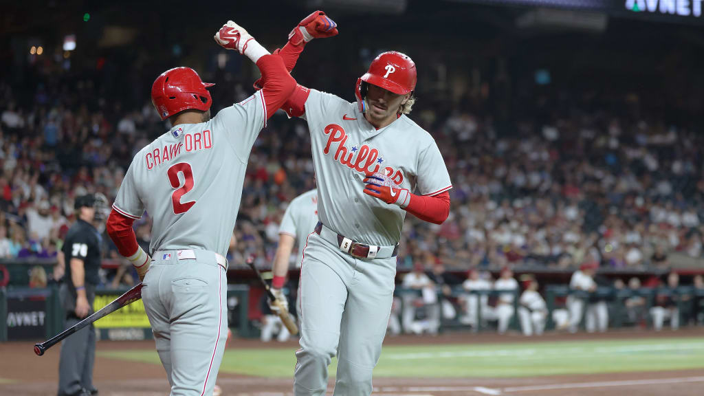 LIVE: Stott goes deep in desert in matchup of Wild Card contenders