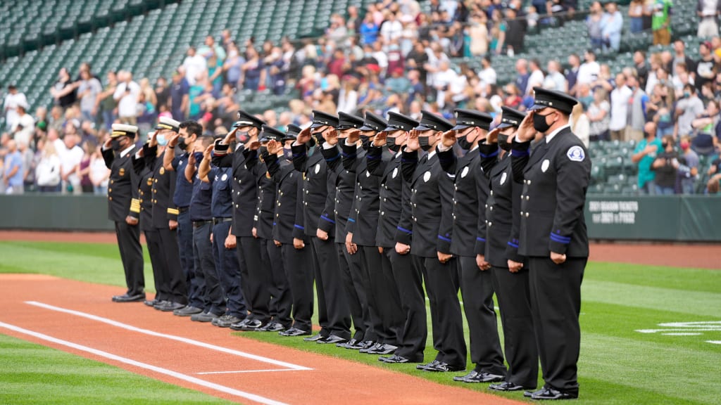 Mariners salute Latin American Béisbol on September 8th