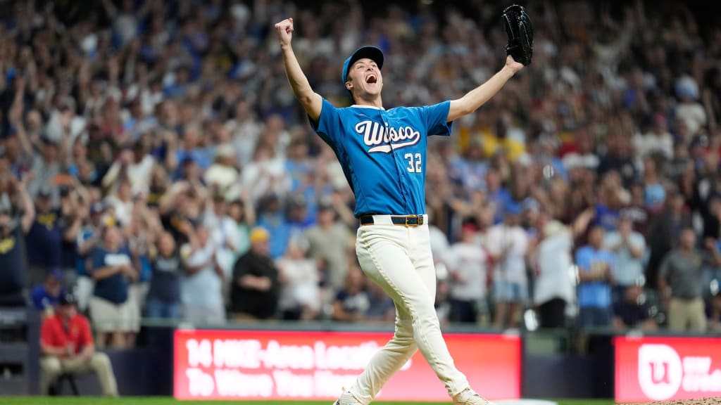 On anniversary of big league debut, Miz makes history in gem