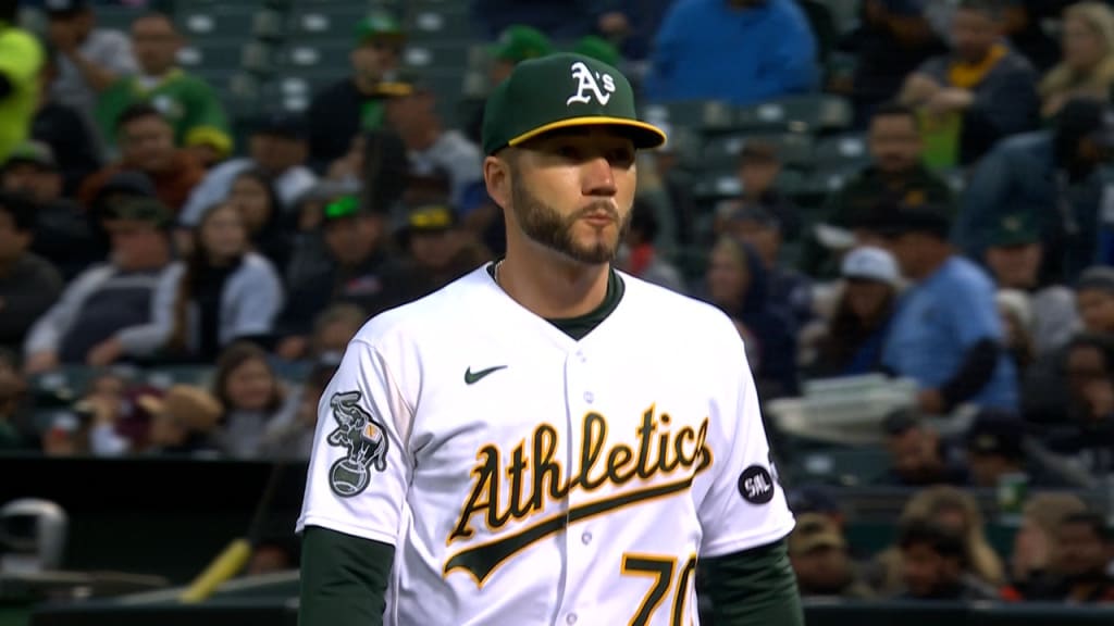 Lucas Erceg's scoreless streak ends in A's loss to Yankees